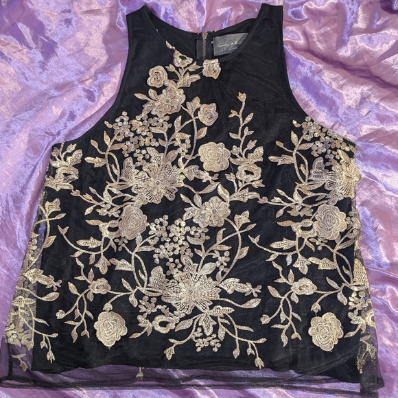 Sunday In Brooklyn Sleeveless Black With Gold Embroidered Roses Blouse - Picture 3 of 6